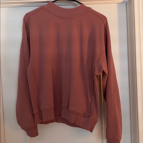 lululemon athletica Jackets & Blazers - Lulu lemon sweatshirt